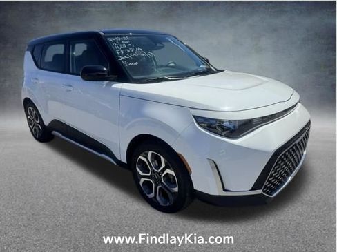 Certified 2025 Kia Soul EX image 2