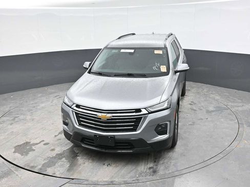 Used 2023 Chevrolet Traverse LT FWD image 14