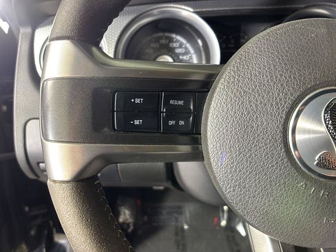 Used 2010 Ford Mustang Shelby GT500 RWD image 27
