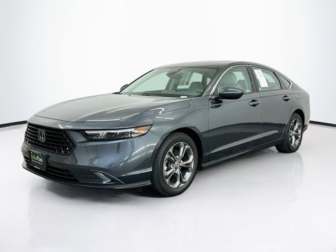 Used 2023 Honda Accord EX image 3