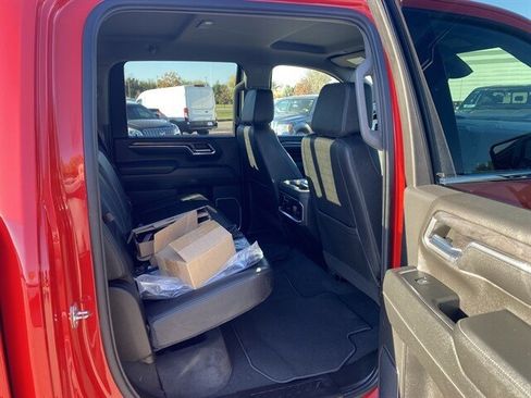 Used 2024 Chevrolet Silverado 2500 LTZ w/ LTZ Premium Package image 7