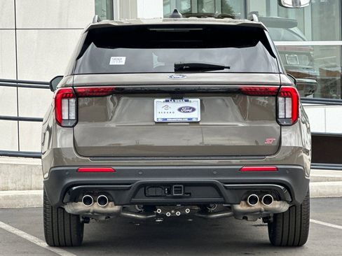 New 2026 Ford Explorer ST w/ Sun And Sound Package AWD/4WD image 4