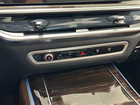 Used 2026 BMW X5 xDrive50e w/ Climate Comfort Package image 18