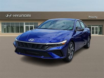 New 2025 Hyundai Elantra Sport w/ Cargo Package