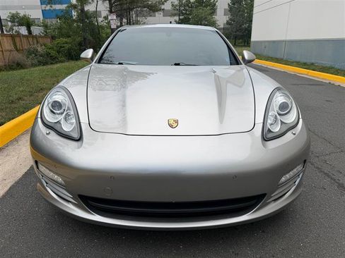 Used 2011 Porsche Panamera image 19