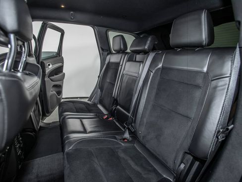 Used 2018 Jeep Grand Cherokee Trackhawk AWD/4WD image 36
