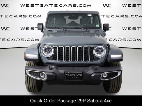 Used 2025 Jeep Wrangler Unlimited Sahara image 2