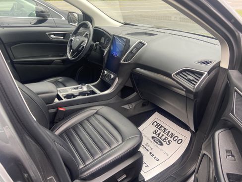 Used 2022 Ford Edge SEL w/ Convenience Package AWD/4WD image 5