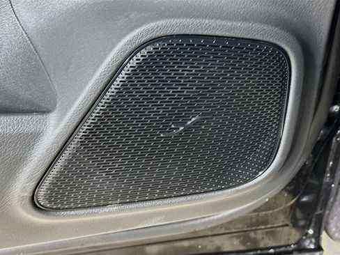Used 2026 Mercedes-Benz GLB 250 4MATIC image 45