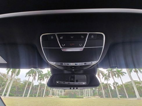 Used 2017 Mercedes-Benz S 550 Sedan image 26