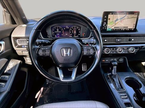 Used 2022 Honda Civic Sport Touring image 5