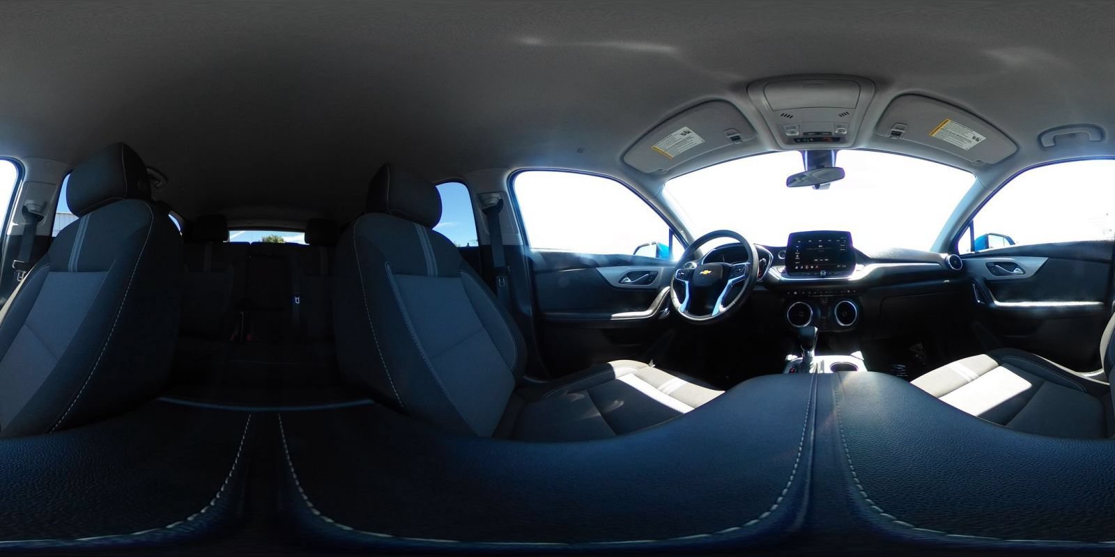 Used 2025 Chevrolet Blazer LT FWD image 42