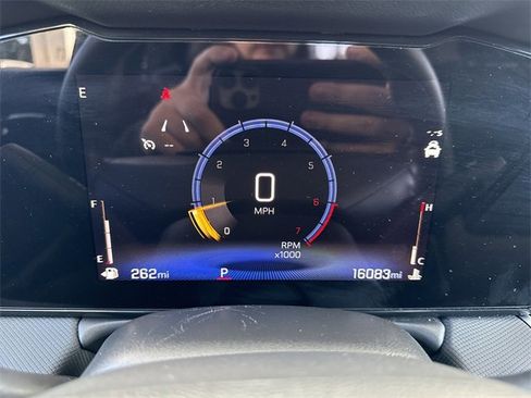 Used 2025 Chevrolet TrailBlazer LT image 33