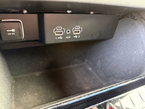 Used 2024 Jeep Wagoneer L 4WD image 25
