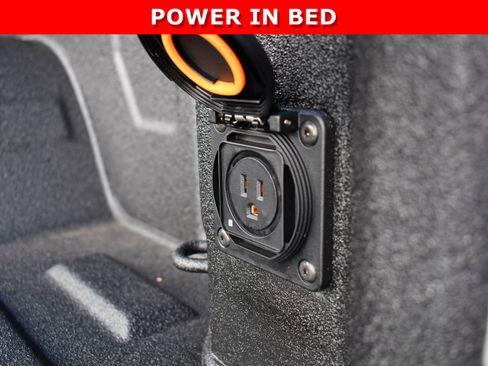 New 2026 GMC Sierra 1500 Elevation w/ LPO, Elevation Black Package image 9