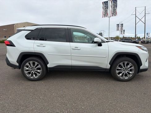Used 2025 Toyota RAV4 XLE Premium image 2