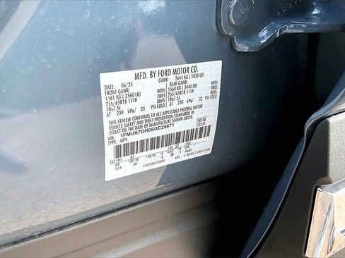 New 2025 Ford Explorer Active w/ Active Comfort Package image 11