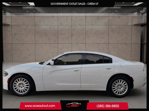 Used 2018 Dodge Charger Police w/ Fleet Safety Group image 2