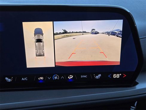 New 2026 Chevrolet Traverse LT w/ Sun and Wheel Package image 9