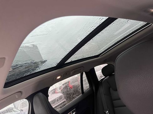 Certified 2025 Volvo V60 B5 Cross Country Plus image 22