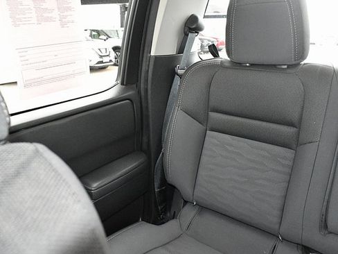 Certified 2023 Nissan Frontier SV image 20