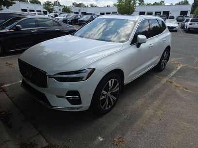 Used 2023 Volvo XC60 B5 Ultimate w/ Climate Package