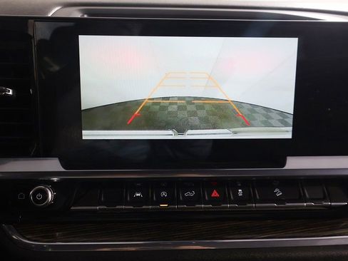 Used 2023 GMC Sierra 1500 SLE AWD/4WD image 44