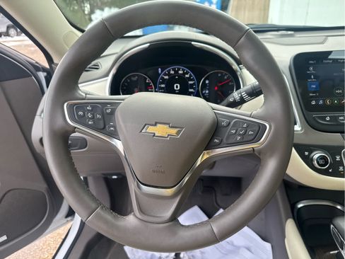 Used 2024 Chevrolet Malibu LT FWD image 26