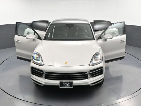 Certified 2023 Porsche Cayenne Coupe image 32