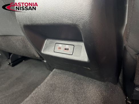 Used 2024 Nissan Altima 2.5 SV image 31