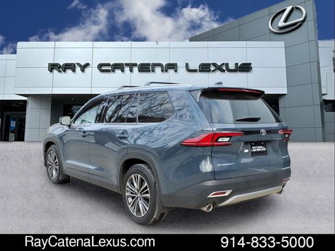 Used 2026 Toyota Grand Highlander 4D Sport Utility image 6