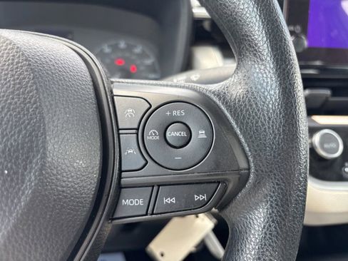 Used 2024 Toyota Corolla LE FWD image 10