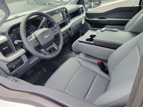 New 2026 Ford F550 2WD Regular Cab Super Duty image 3