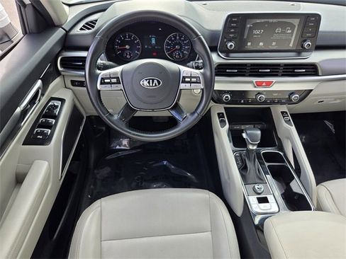 Used 2020 Kia Telluride S w/ S 8 Passenger Seating Package image 13