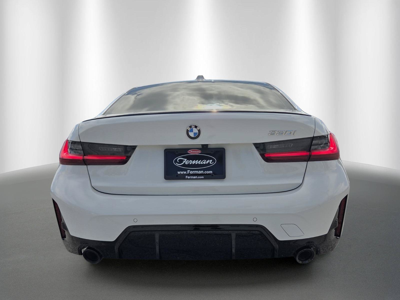 New 2026 BMW 330i Sedan w/ M Sport Package RWD image 6