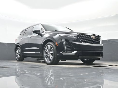 Used 2020 Cadillac XT6 Premium Luxury FWD image 33