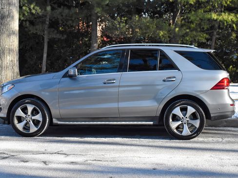 Used 2016 Mercedes-Benz GLE 350 4MATIC image 4