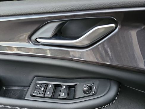 Certified 2022 Jeep Grand Cherokee Altitude image 28