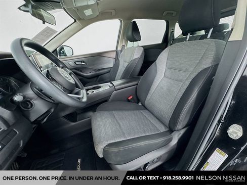 Certified 2021 Nissan Rogue SV FWD image 19