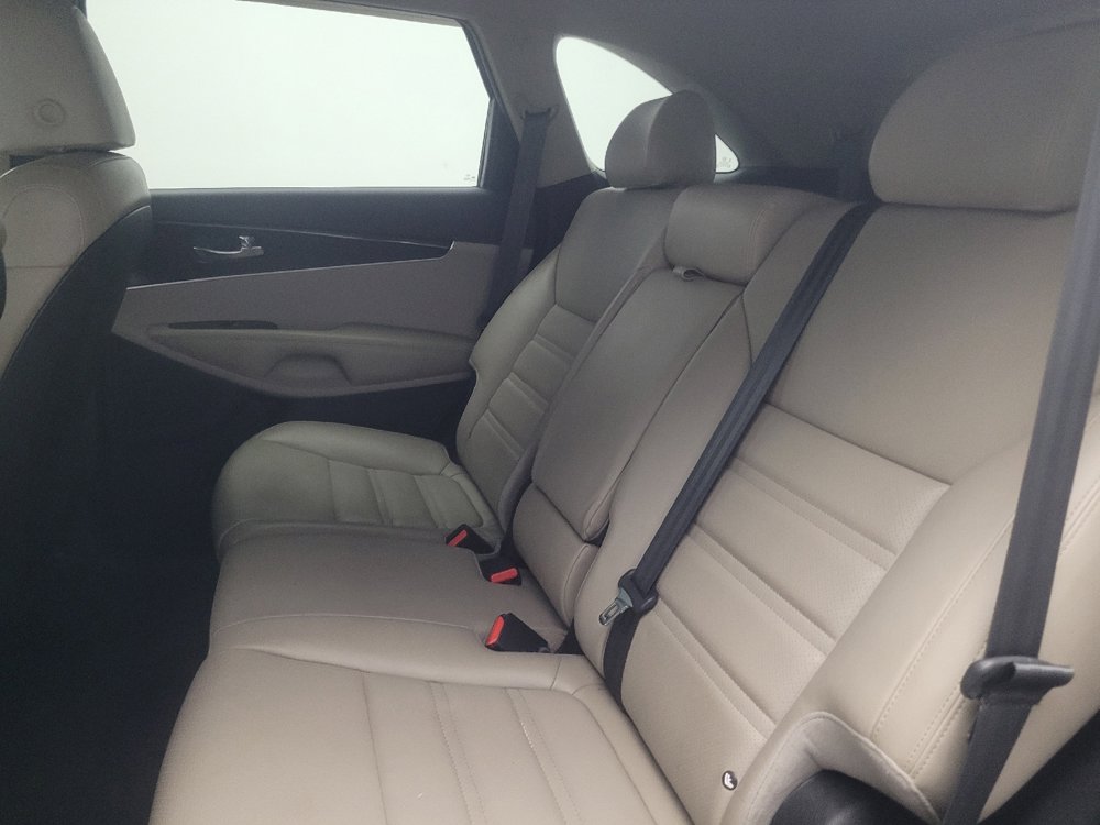 Used 2019 Kia Sorento EX AWD/4WD image 18