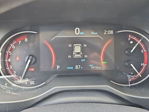 Used 2025 Toyota RAV4 XLE FWD image 13