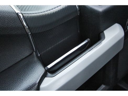 Used 2019 Ford F150 XLT w/ Equipment Group 302A Luxury AWD/4WD image 23