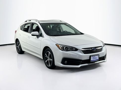 Used 2023 Subaru Impreza Premium image 3