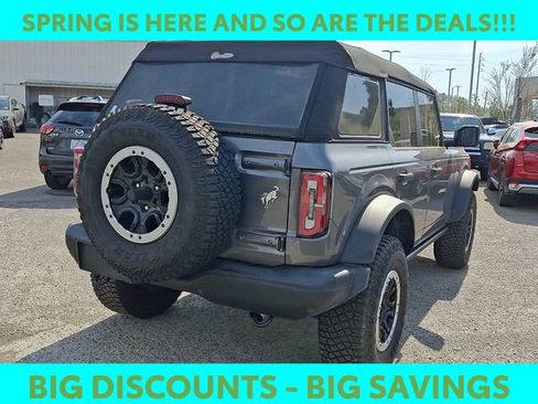 Used 2022 Ford Bronco Badlands image 8