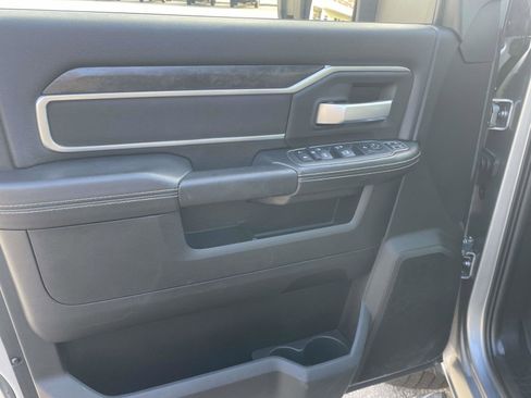 Used 2024 RAM 2500 Big Horn w/ Bed Utility Group image 13