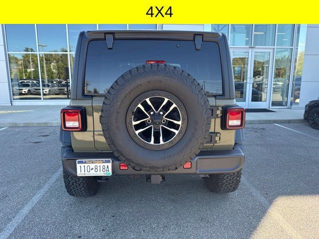 Used 2025 Jeep Wrangler Unlimited Sport AWD/4WD image 5