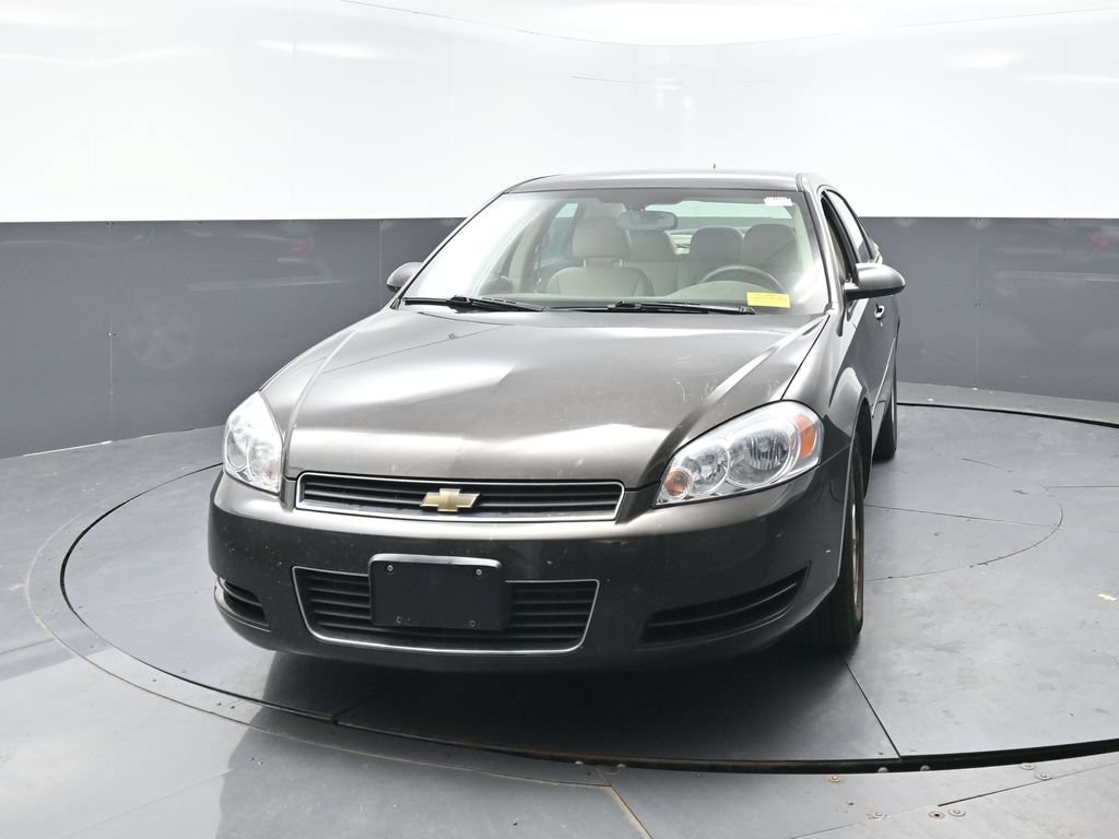 Used 2008 Chevrolet Impala LT w/ Luxury Edition Package FWD image 5