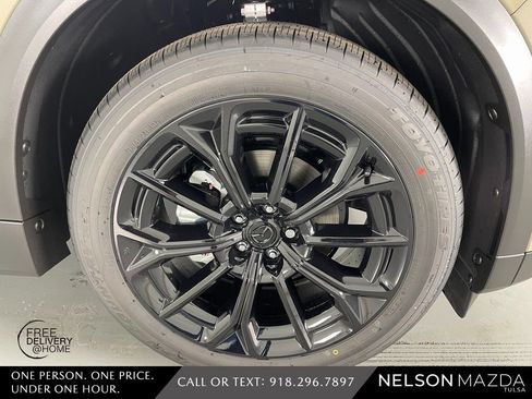 New 2026 MAZDA CX-70 3.3 Turbo w/ Preferred Package AWD/4WD image 14