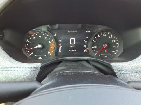Used 2025 Jeep Compass Sport w/ Mopar Graphics Package AWD/4WD image 16