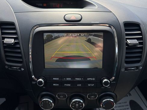 Used 2018 Kia Forte LX w/ LX Popular Package FWD image 18